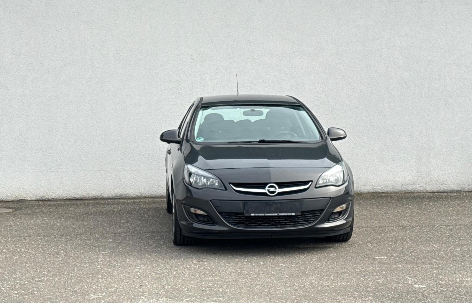 Opel Astra J Lim. Active/MFL/SHZ/TEMP/LHZ/PDC/1.HAND