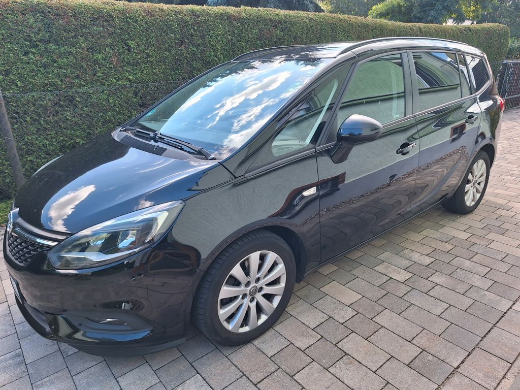 Image of Opel Zafira Tourer