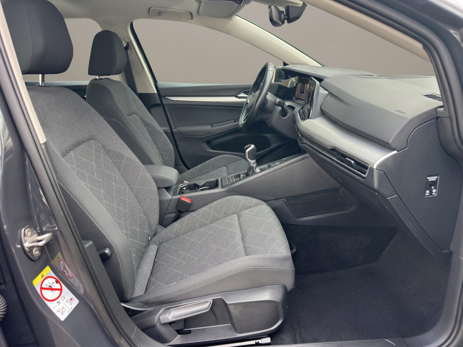 Volkswagen Golf 1.5 TSI Lim. Life LED Matrix Pano APP, миниатюра 11