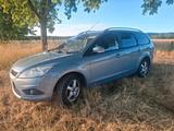 Ford Focus Kombi Ghia 1,6 Benziner Automat... - Ford Focus aus 2009: Ghia