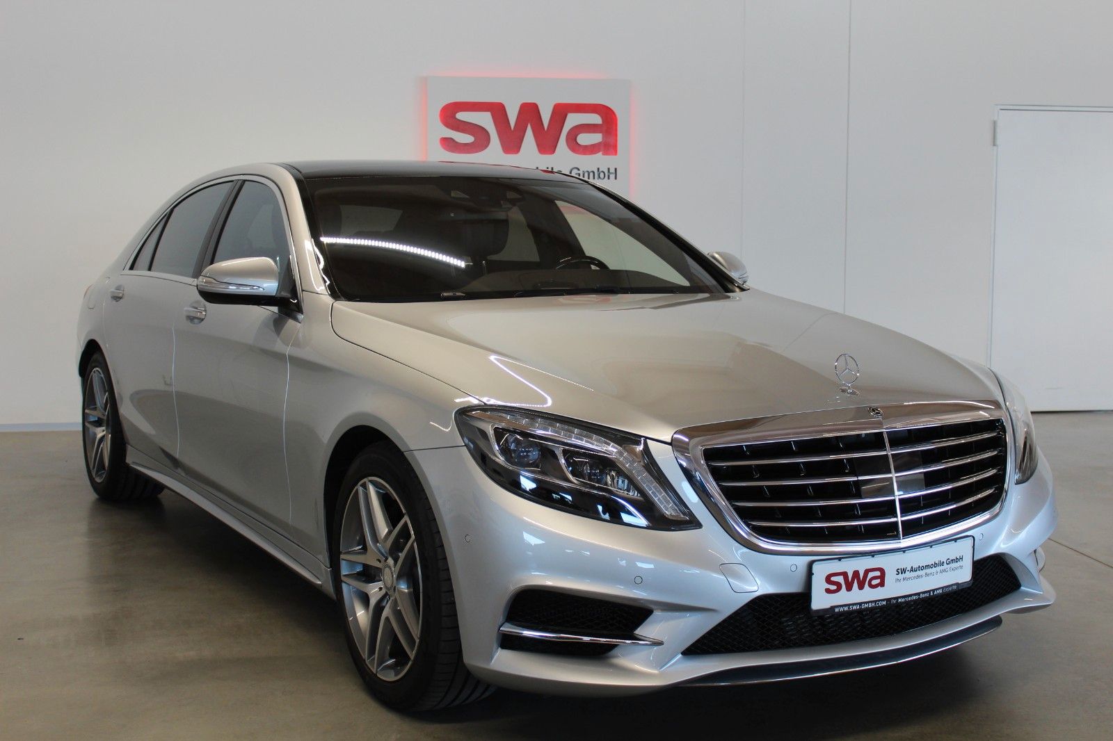 Mercedes-Benz S 500 L AMG-Paket !!! Neuwertig !!! 25.288 KM !! foto 3