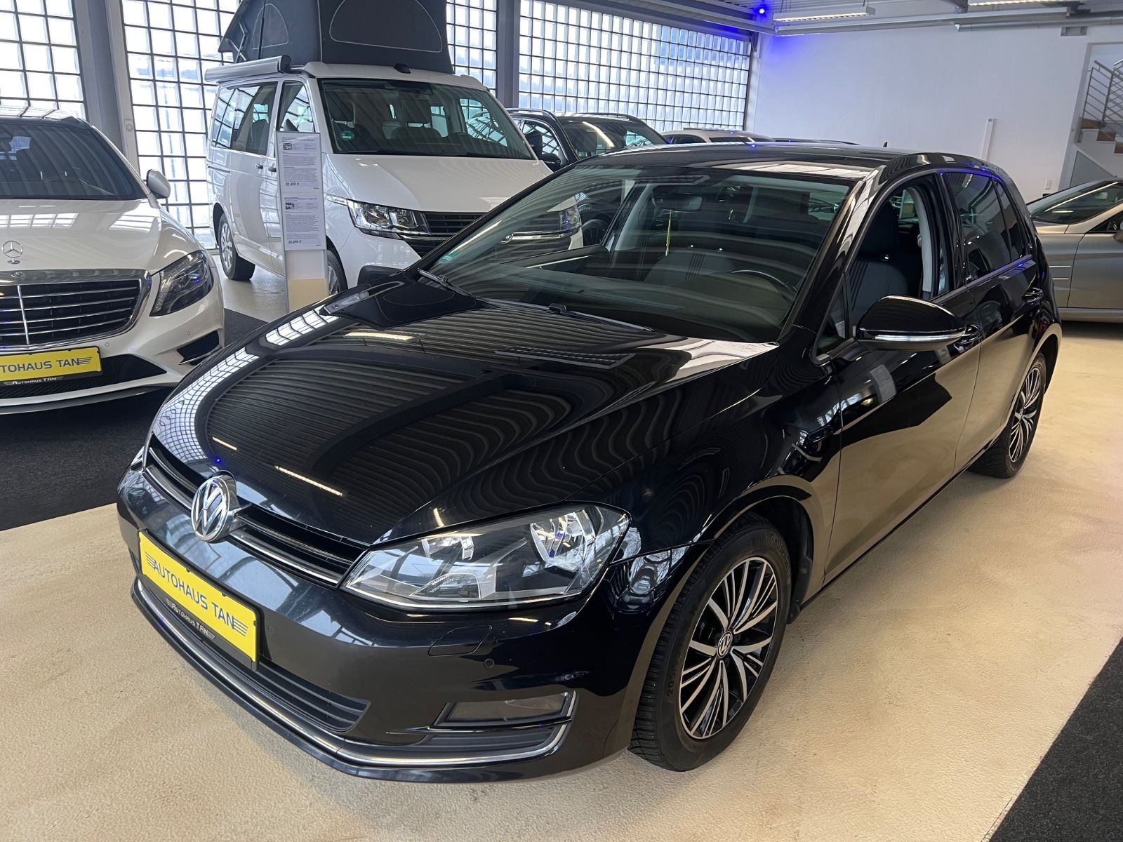 Fahrzeugabbildung Volkswagen Golf VII Lim. 2.0 TDI DSG Allstar *SCHECKHEFTG*