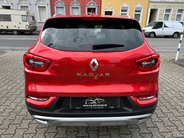 Fahrzeugabbildung Renault Kadjar Limited NAVI KAMERA TEMPOMAT TEILLEDER