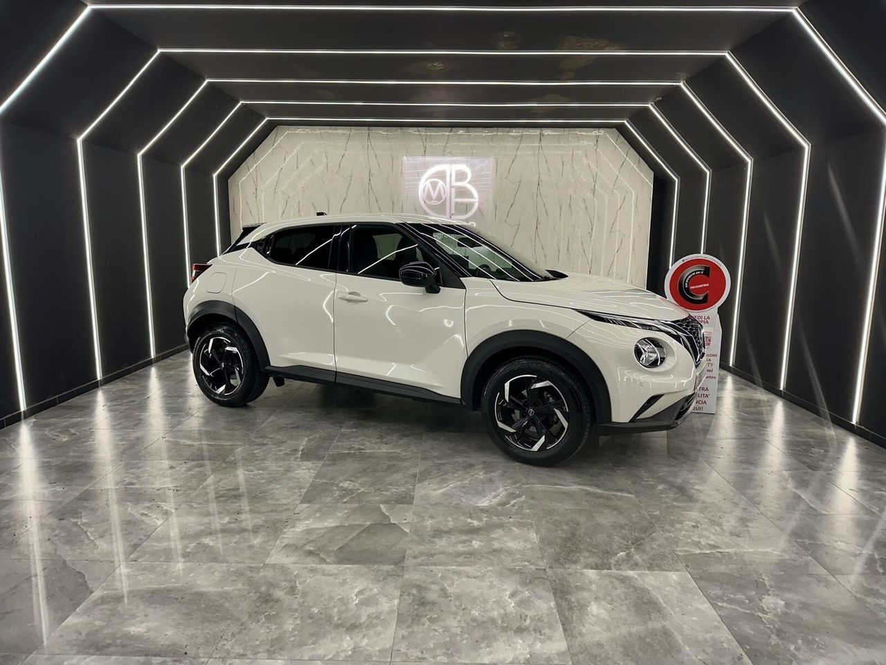 Nissan Juke 1.0 DIG-T 114 CV N-Design imagem 3