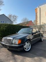 Mercedes-Benz Mercedes Benz W124 320 E320 Automatik Klim... - Mercedes-Benz E 320 in Oberhausen