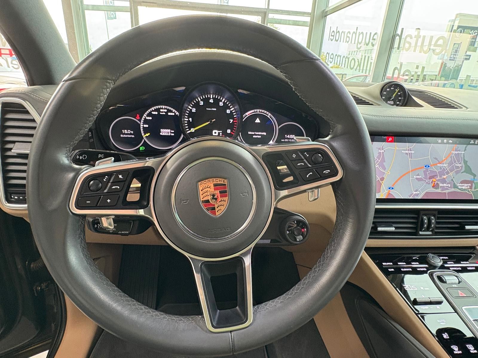 Fahrzeugabbildung Porsche Cayenne E-Hybrid