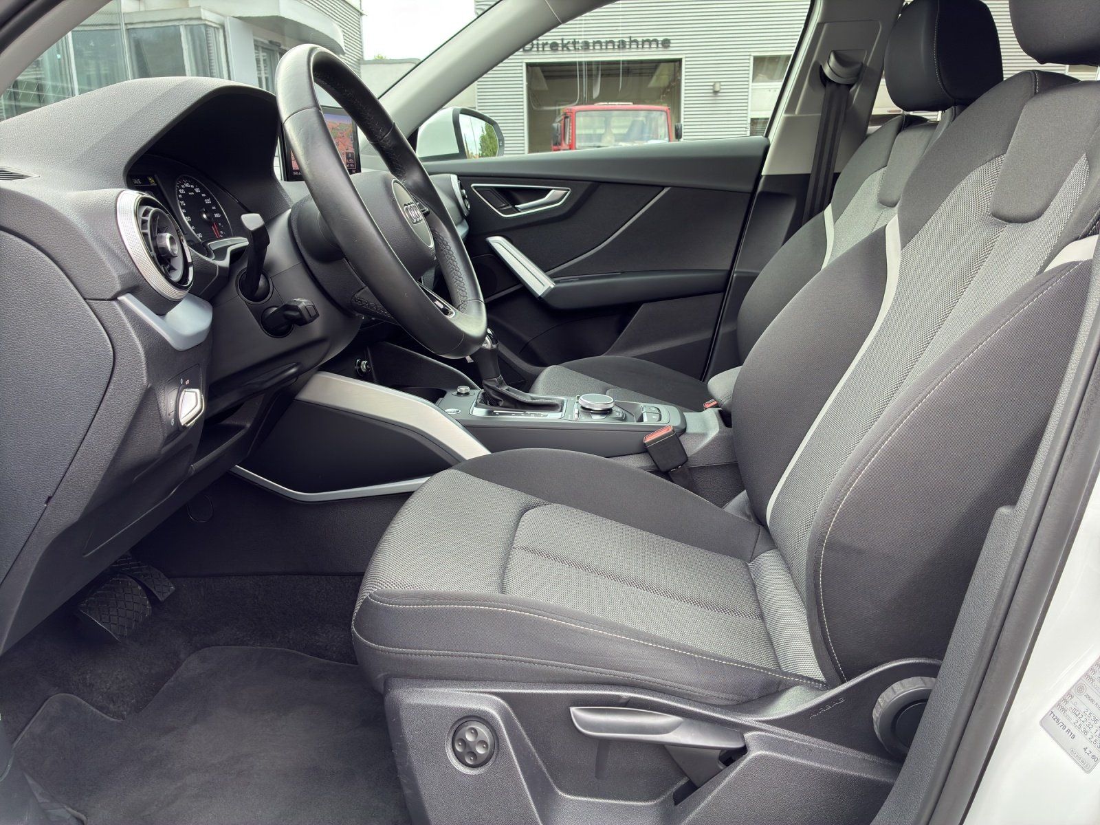 Fahrzeugabbildung Audi Q2 35 1.5 TFSI advanced Kamera,LED,Matrix,Navi