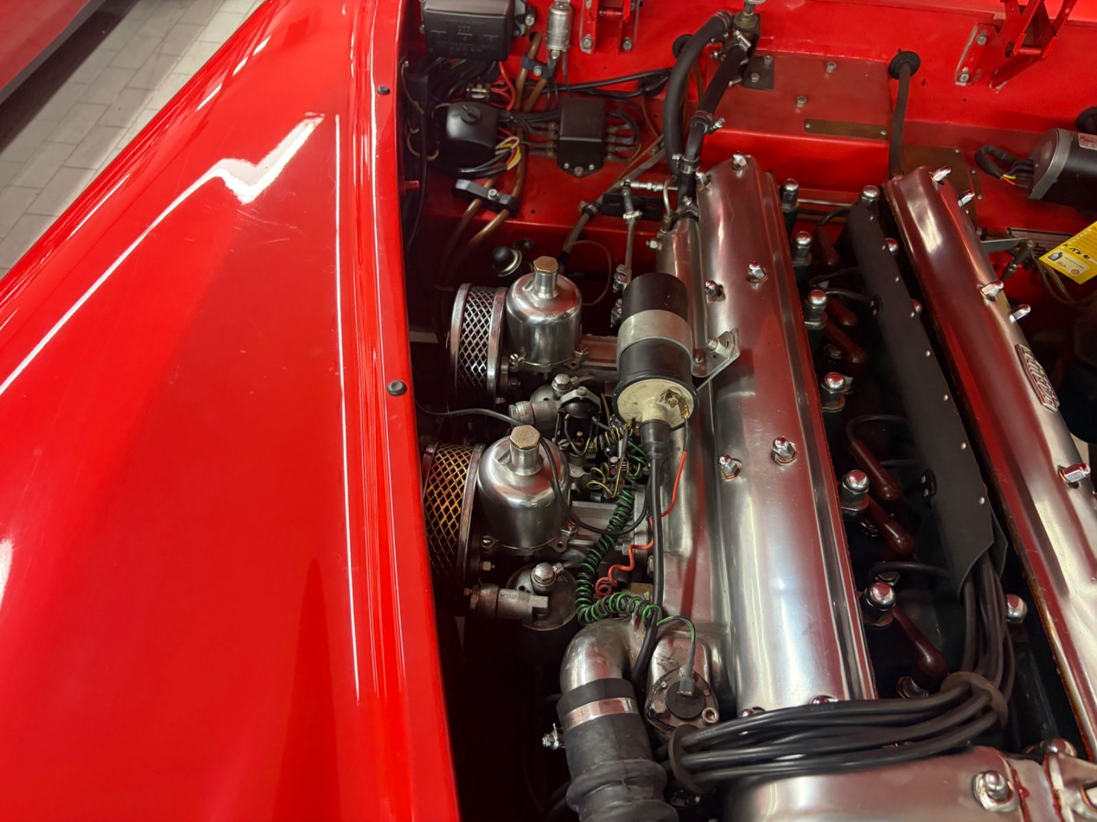 JAGUAR XK 16
