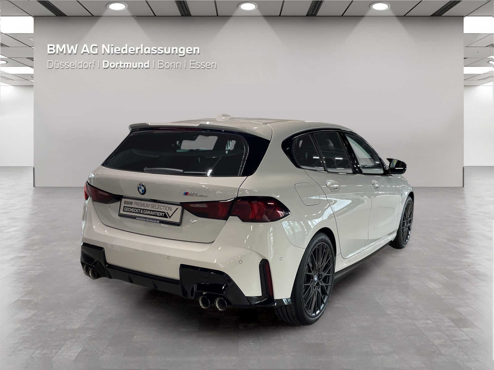 BMW M135 xDrive M Sport Driv.Assist.Prof Harman K foto 4