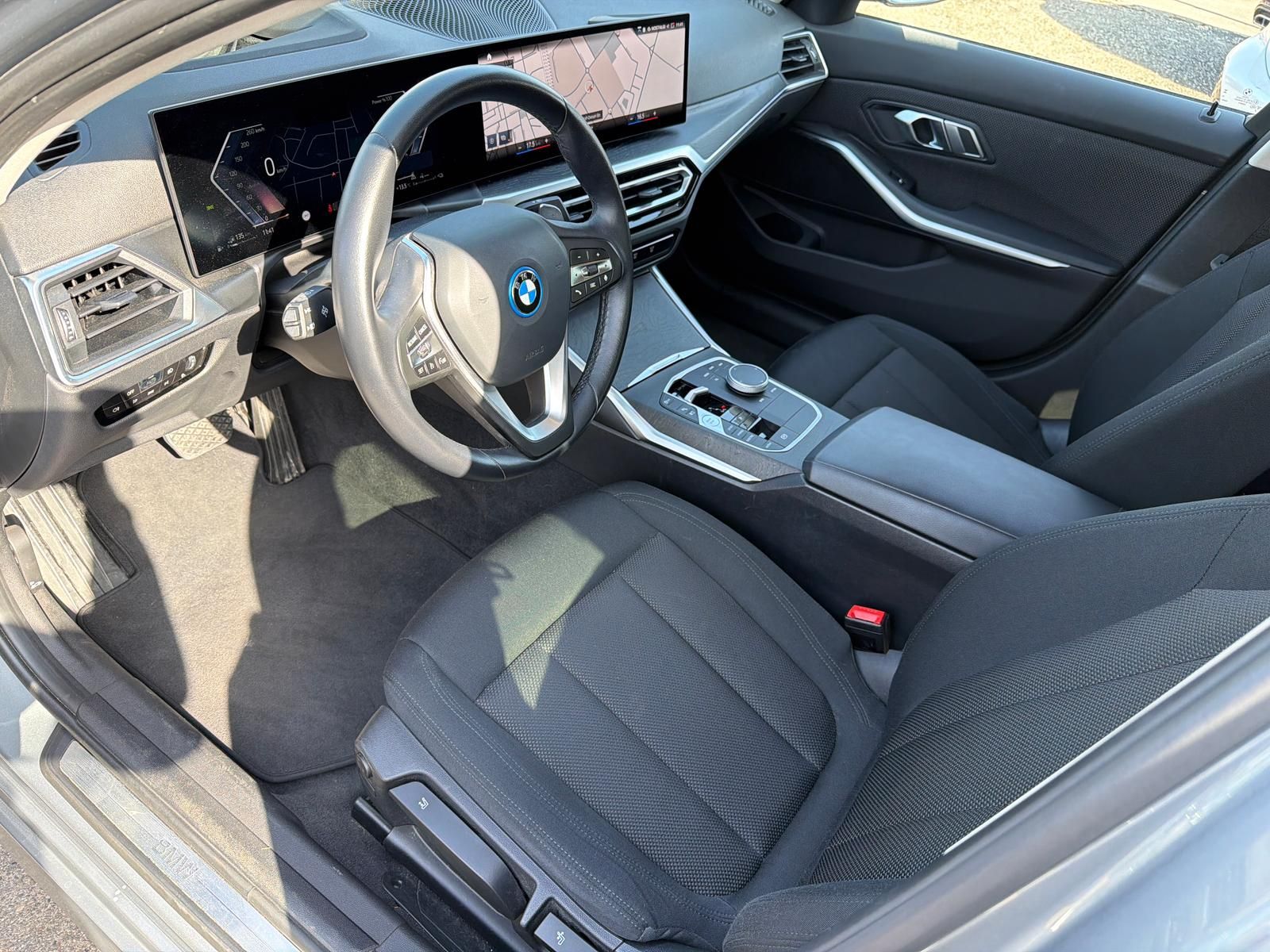 BMW 320 Facelift Limousine/1.Hd/HEAD UP/NAVI/PDC/LED foto 8