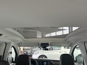 Volkswagen Caddy 2.0TDI DARK LABEL LED NAV PANO 5J GARANTIE