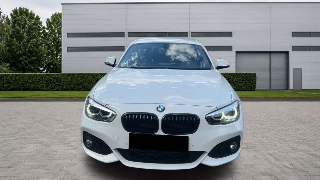 Image of BMW 118