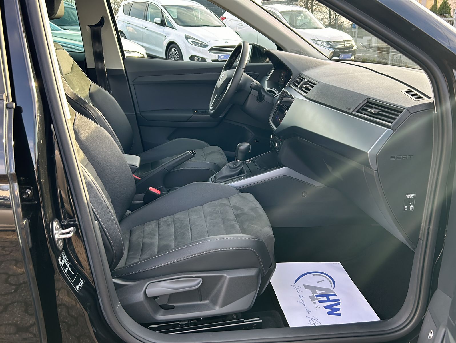 Fahrzeugabbildung SEAT Arona 1,6 TDI DSG Style