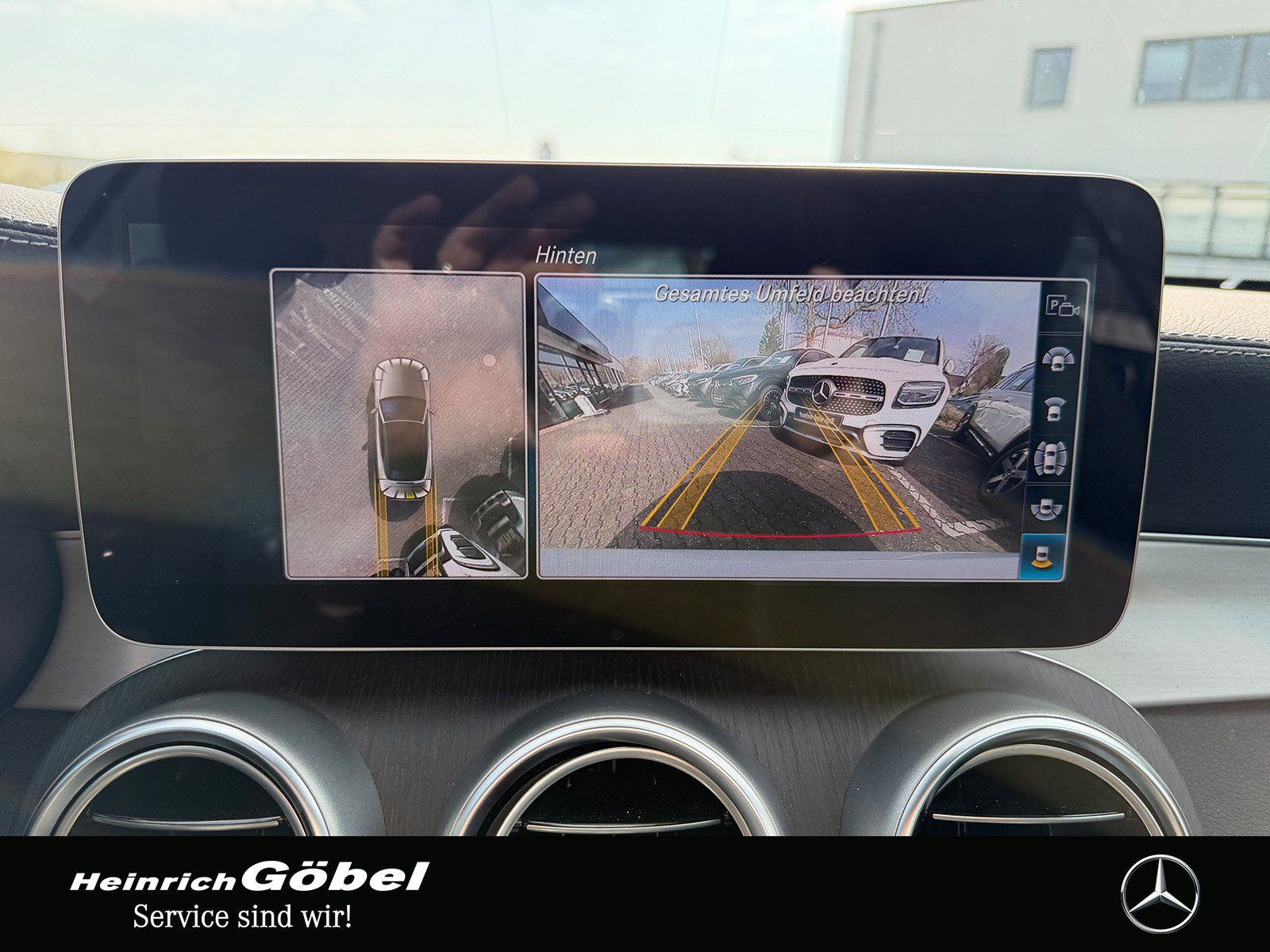 Fahrzeugabbildung Mercedes-Benz C 63 AMG S Burmester Carbon-Paket