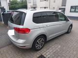 Volkswagen Touran 1.4 TSI DSG SOUND BMT SOUND - VW Touran Gebrauchtwagen in Düsseldorf