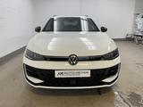 Volkswagen Passat R-Line 2,0 l TDI DSG Black Style AHK Navi - Volkswagen Passat: Kombi, Automatik