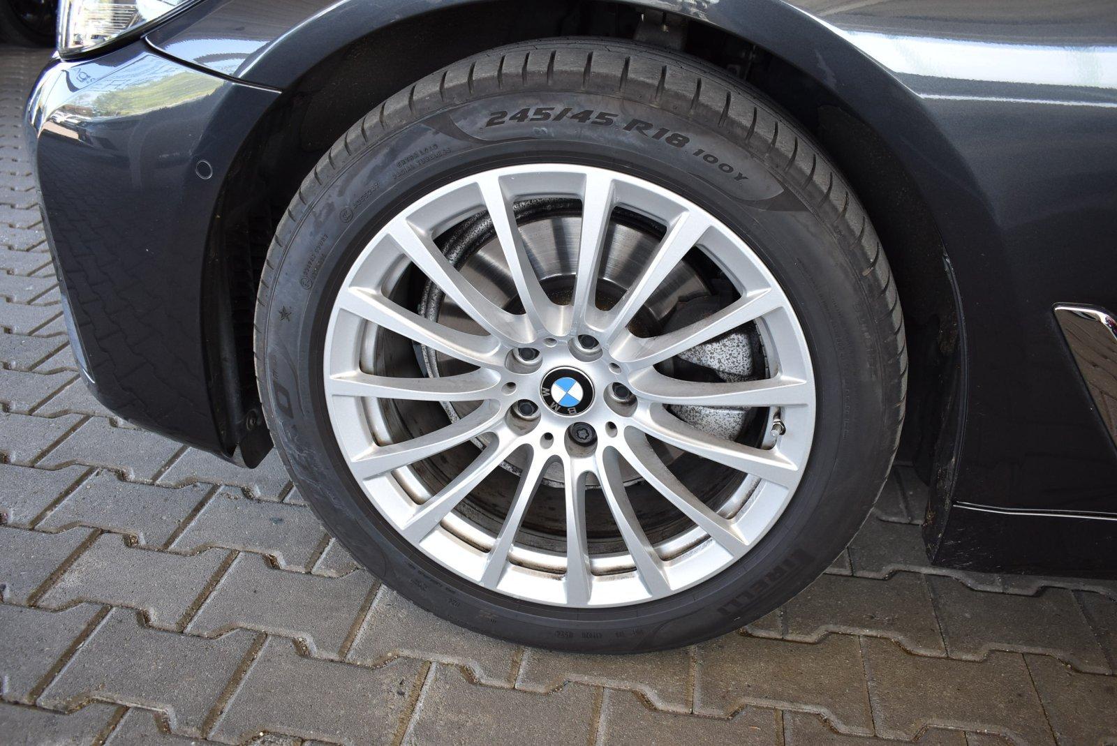 BMW 520 d Mild Hybrid HUD Navi LED Kamera APP