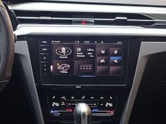 VW Arteon 2.0 TDI R-Line 4Motion/Matrix/Assisysteme