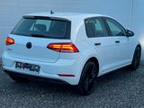 Volkswagen Golf VII Limo 1.6 TDI BMT NAVI KAMERA +SCHECK - 1.6l Gebrauchtwagen
