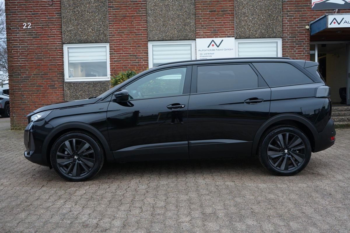 Fahrzeugabbildung Peugeot 5008 GT Pack*Black*7 Sitzer*Finanzierung 2.49%