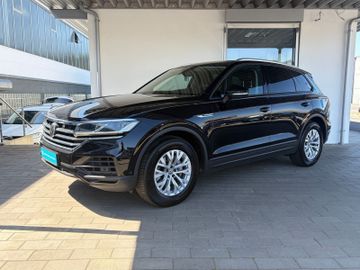 Volkswagen Touareg - 2