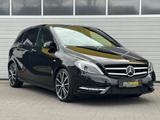 Mercedes-Benz B180 CDI Sport 1.Hand/SHZ/NAVI/Verkehr/Garantie - Mercedes-Benz B 180 mit Diesel-Antrieb