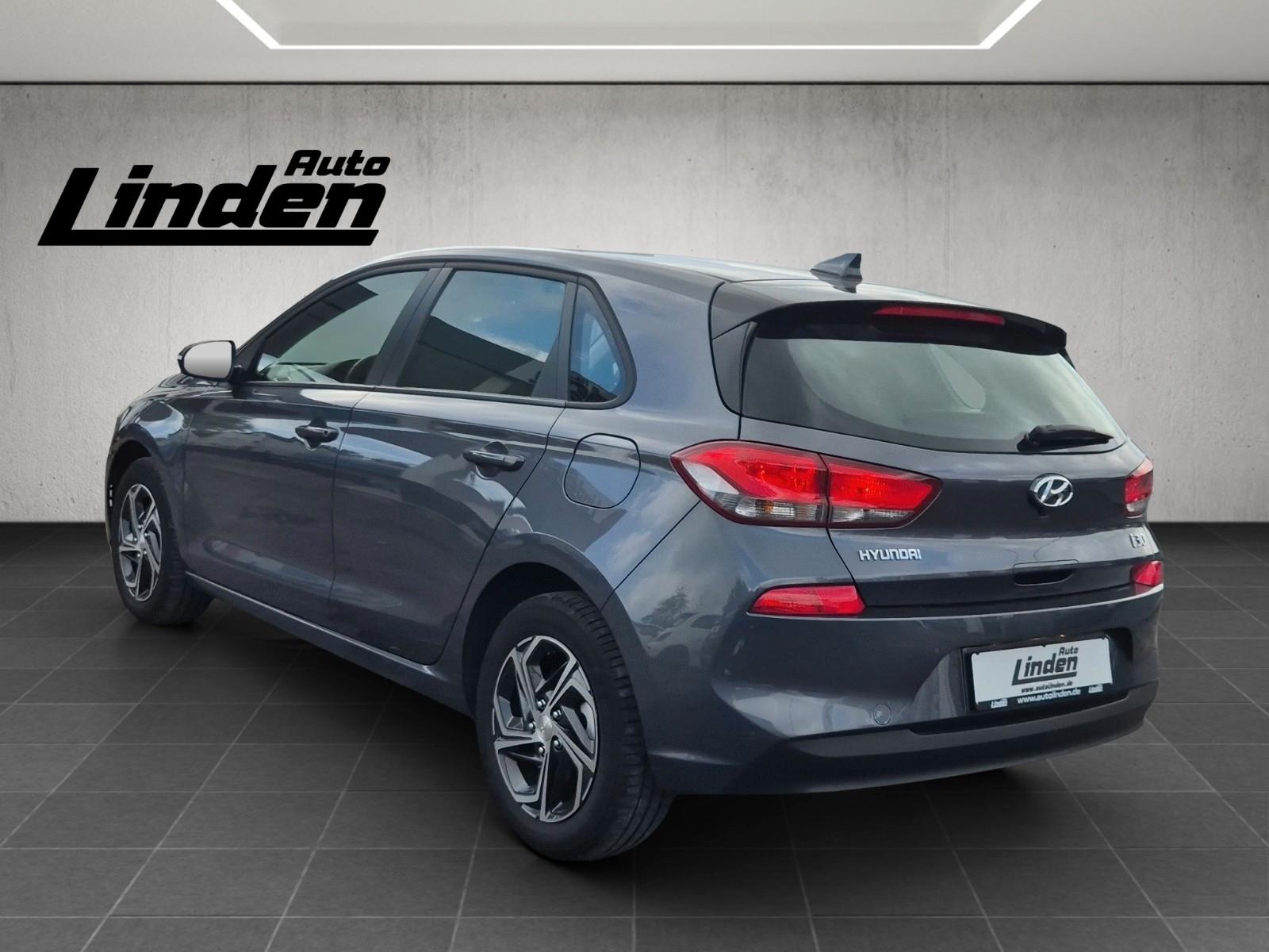 Hyundai i30 1.4 Select Navi Carplay Kamera SHZ