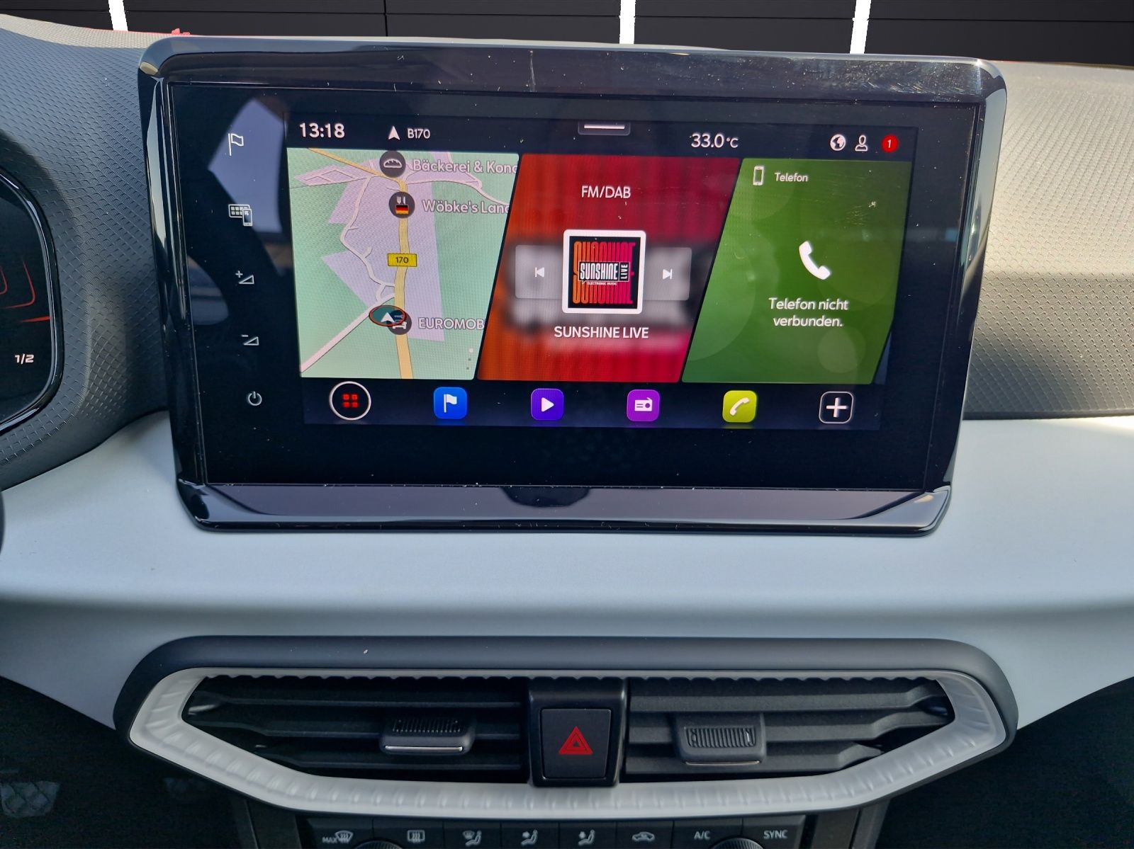 Fahrzeugabbildung SEAT Arona Road Edition 1.0 TSI AHZ LED RFK SH Keyles