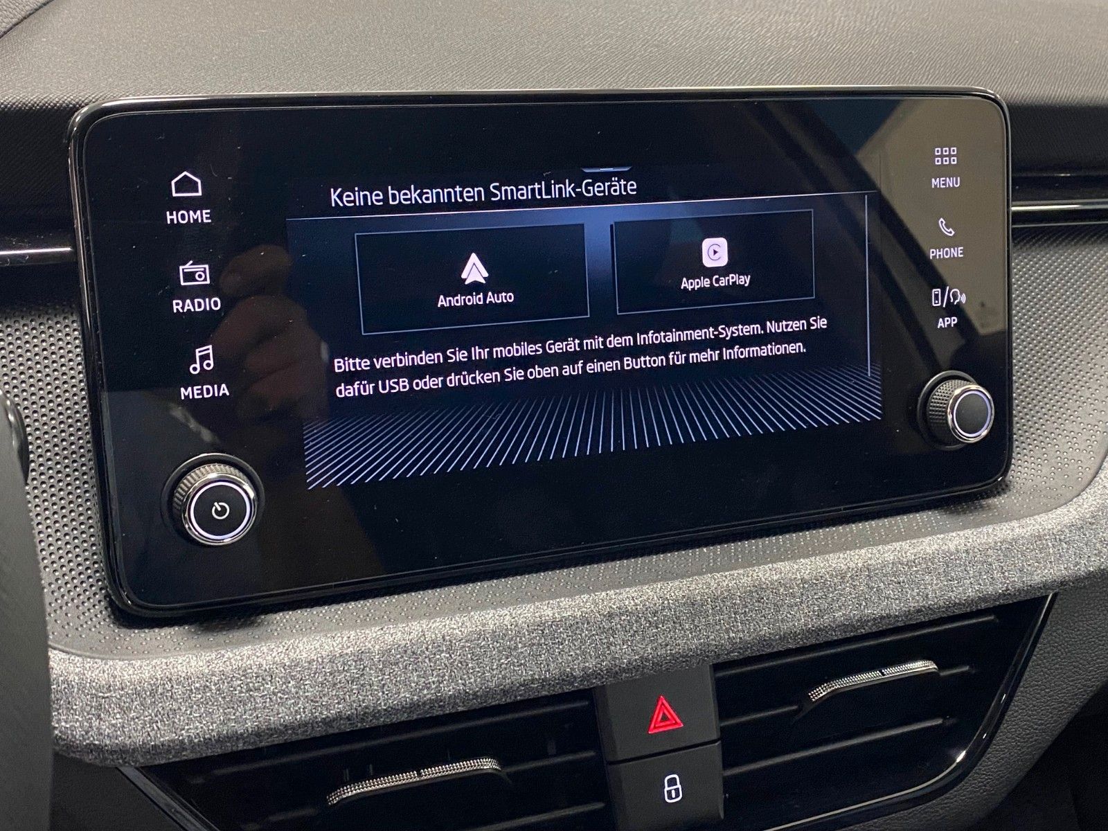 Fahrzeugabbildung SKODA Kamiq 1.0 TSI Selection+DAB+Sitheizung+Parkhilfe