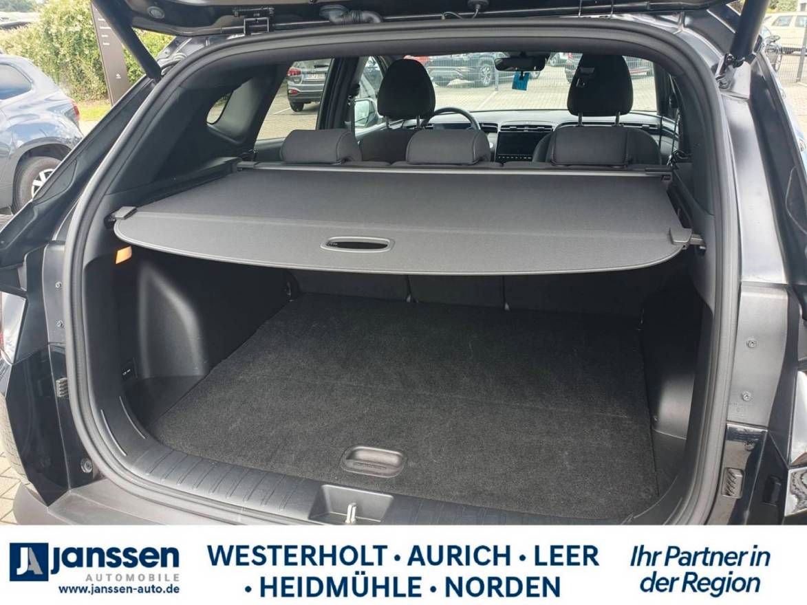 Fahrzeugabbildung Hyundai TUCSON ADVANTAGE/PDC/Krell Sound/Navi/Rückfahrka