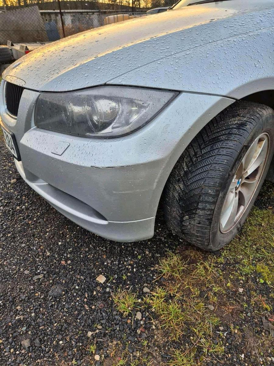 BMW 320 2006 — photo 10