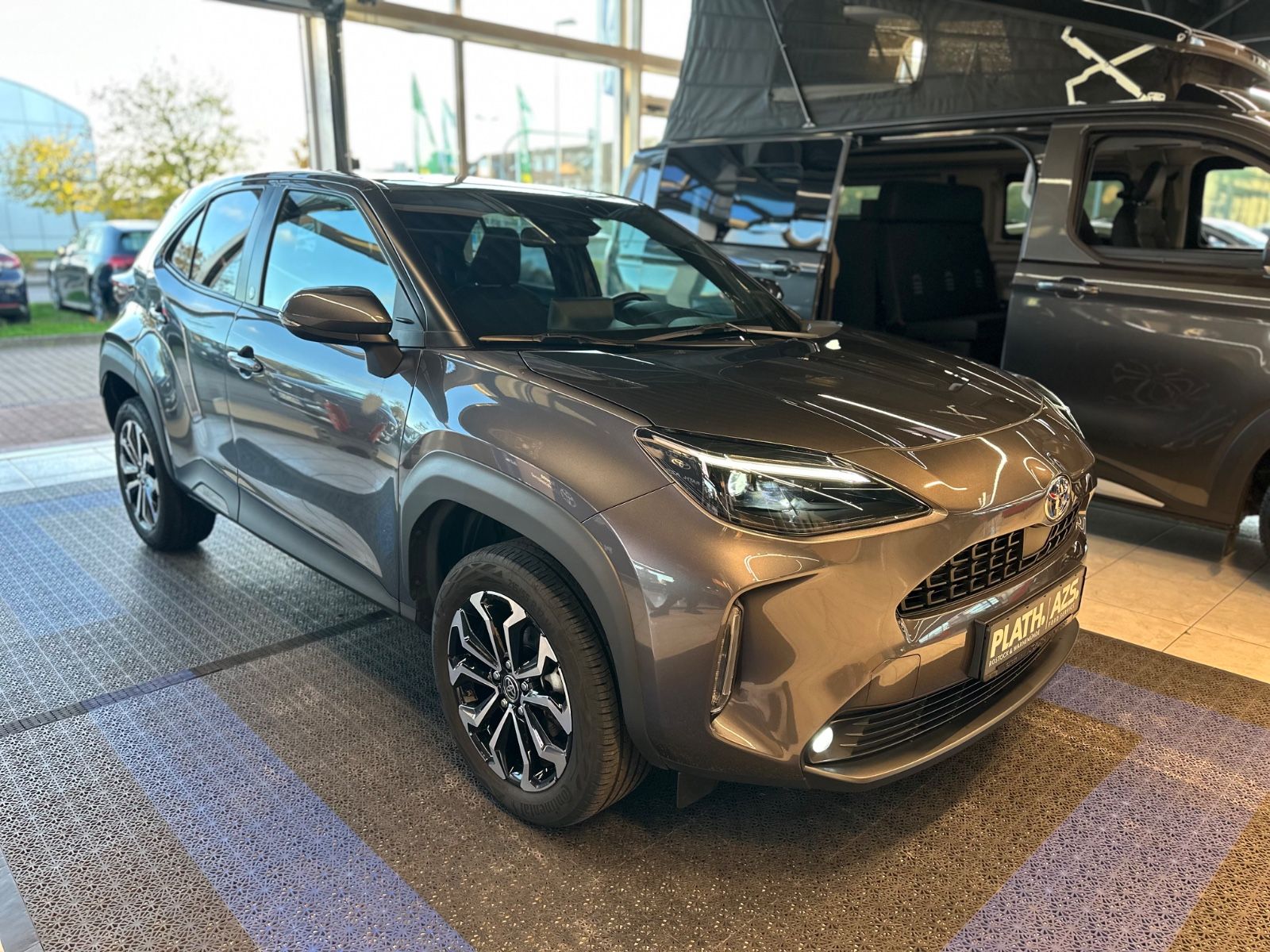 Toyota Yaris Cross Hybrid FWD Team Deutschland imagem 3
