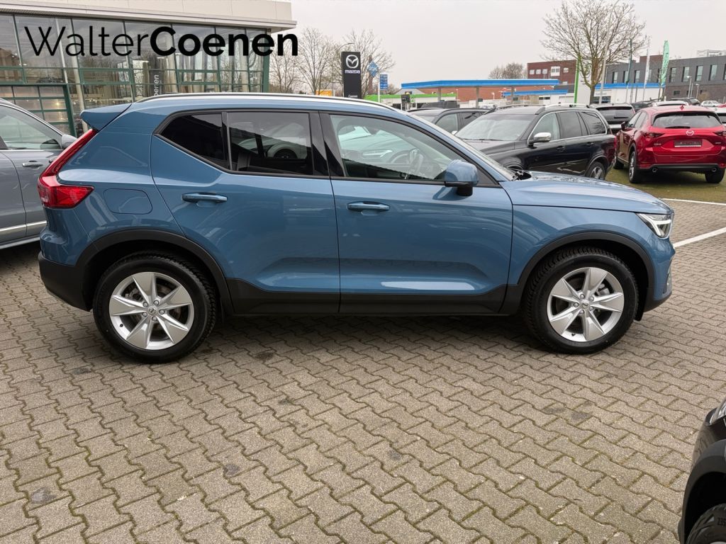 VOLVO XC40 B3 B DKG Core Winter-P. Fahrerassistenz-P. VOLVO XC40 B3 B DKG Core Winter-P. Fahrerassistenz-P.