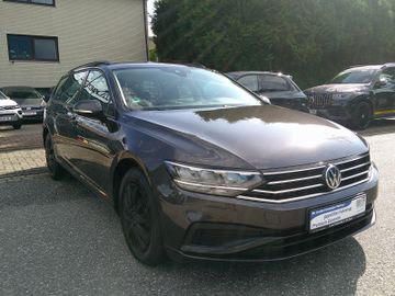 Volkswagen Passat Variant - 2