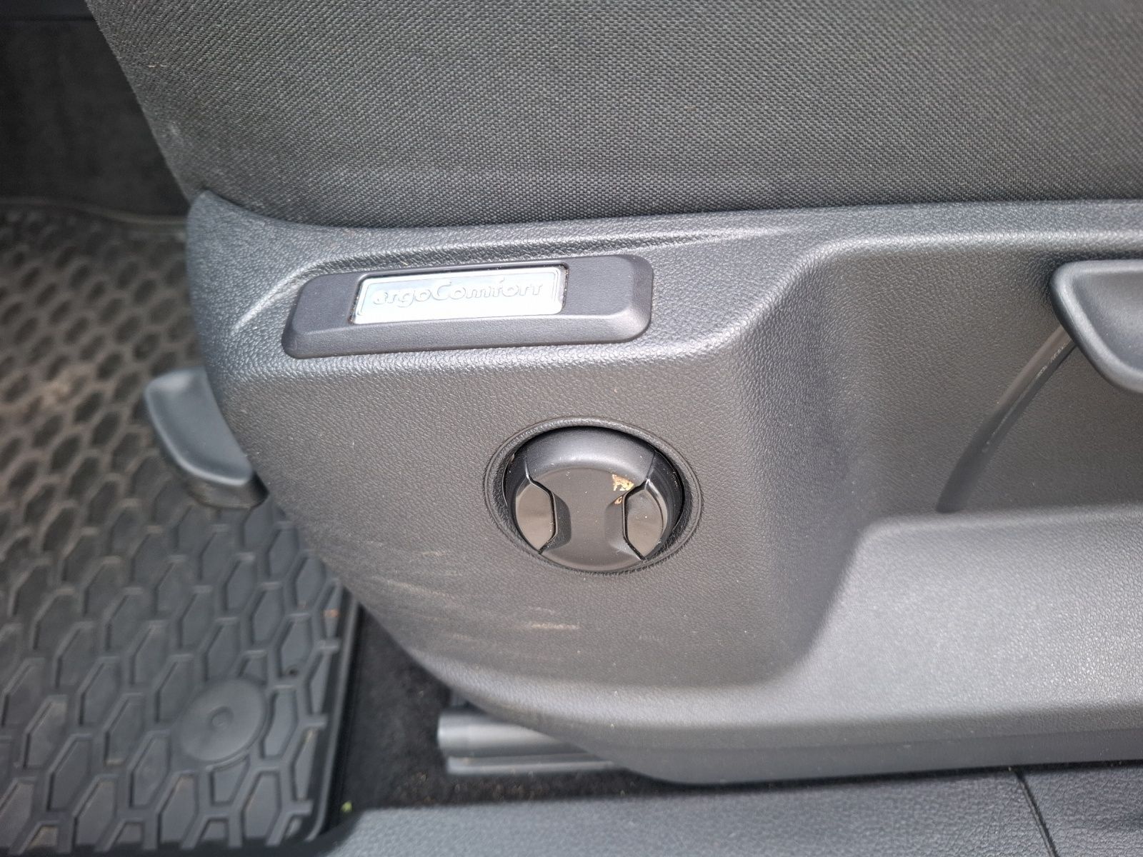 Fahrzeugabbildung Volkswagen Caddy Kasten TSI  EcoProfi Klima DAB PDC SHZ