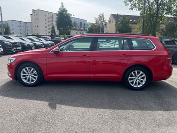 Volkswagen Passat Variant - 4