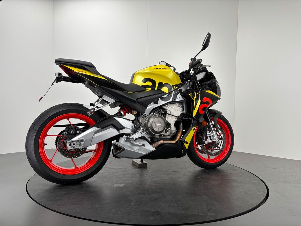 Fahrzeugabbildung Aprilia TUONO 660 *NEUWERTIG *1. HAND