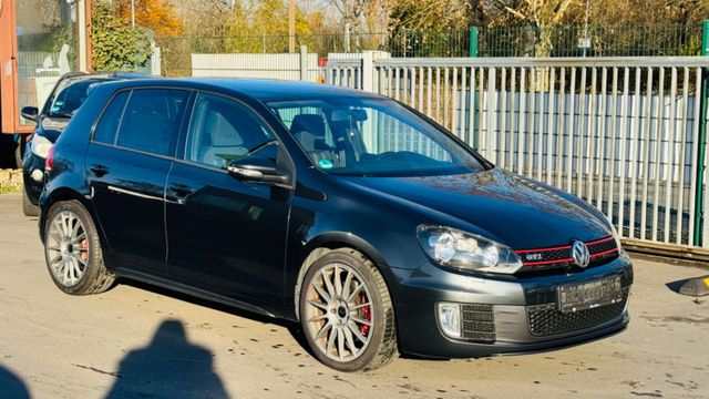 Volkswagen Golf VI GTI 2.0 4 Türig NAVI PDC XENON