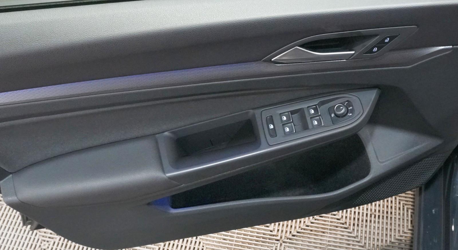 Volkswagen Golf VIII Variant Active 1.5 eTSI*LED*AHK*DAB, миниатюра 16