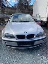BMW 3er mit 2 Jahre TÜV - BMW aus 2003: 3er