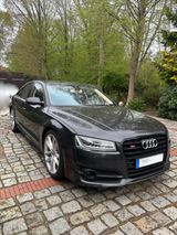 Audi S8 4.0 TFSI plus, quattro, Bose, Matrix, Keramik - Audi S8: Plus