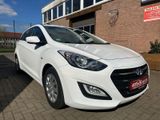 Hyundai i30 cw blue Classic 1,4,101PS,Tüv/Au/Service neu - Hyundai i30: Ps