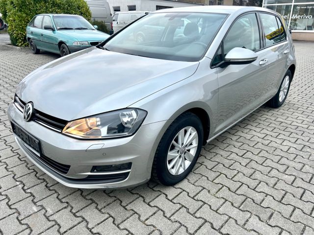 Volkswagen Golf VII 1.6 TDI Comfortline