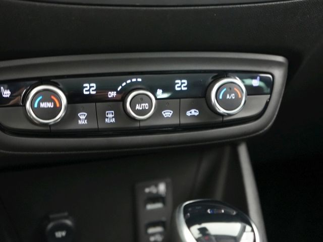 Crossland ELEGANCE AT+NAVI+RÜCKFAHRKAMERA+SITZ-/