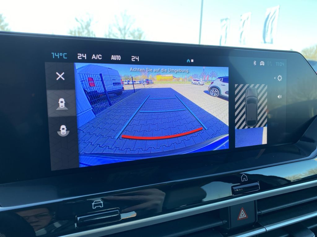 Fahrzeugabbildung Citroën C4 Hybrid 145 Automatik Max *Alcantara*Winterpak