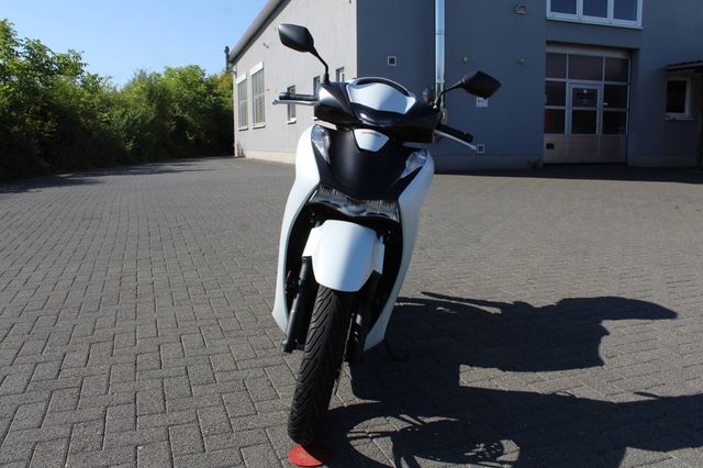 Honda SH150i