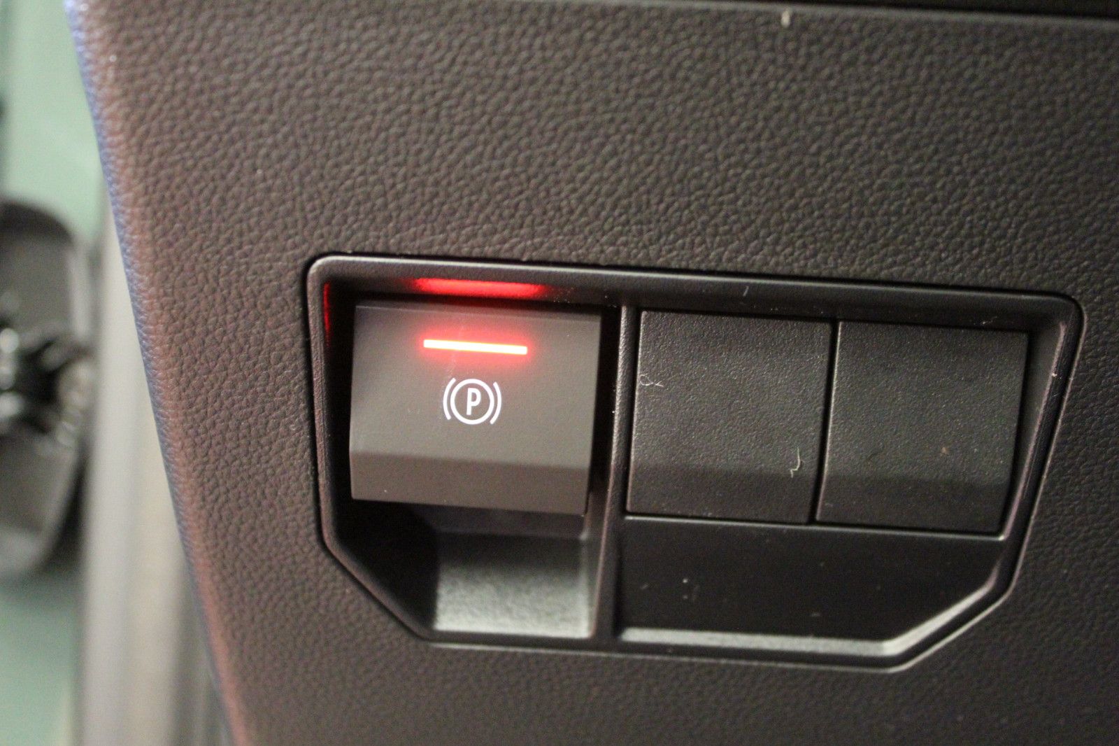 Fahrzeugabbildung Dacia Duster hybrid 155 Extreme *City-*Technik-*Winter