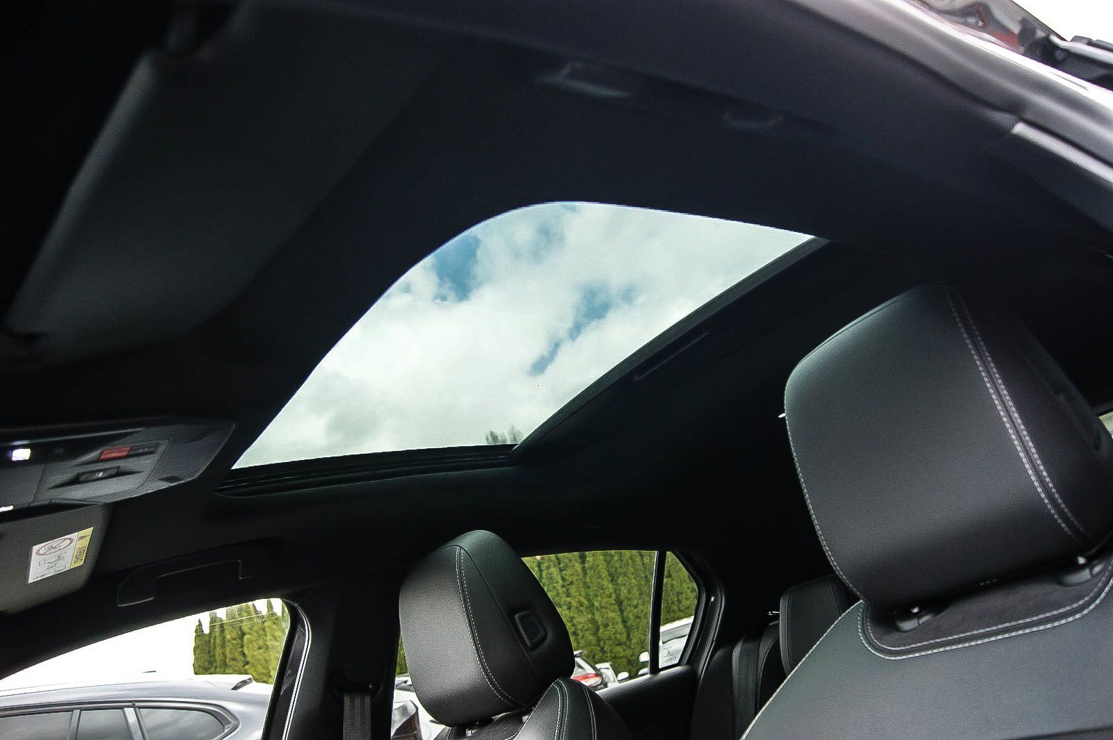 Fahrzeugabbildung Opel Astra L 1.5 Aut ULTIMATE HEADUP ANHZV 360° PANO