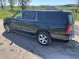 Chevrolet Suburban LTZ 5.3 V8 - Chevrolet Suburban: Pickup