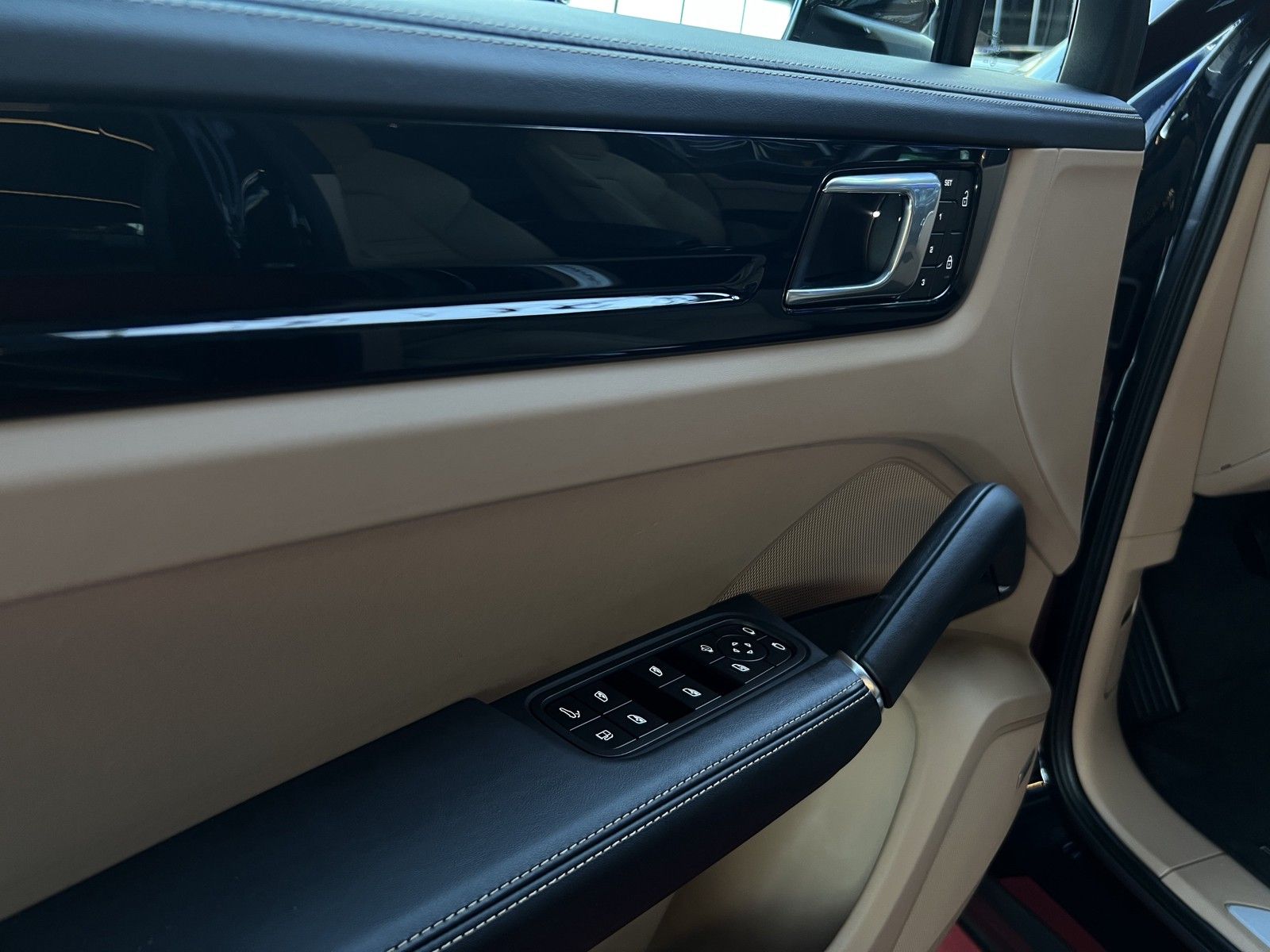 Porsche Cayenne Coupe E-Hybrid / CHRONO / ACC / PANO / L foto 23